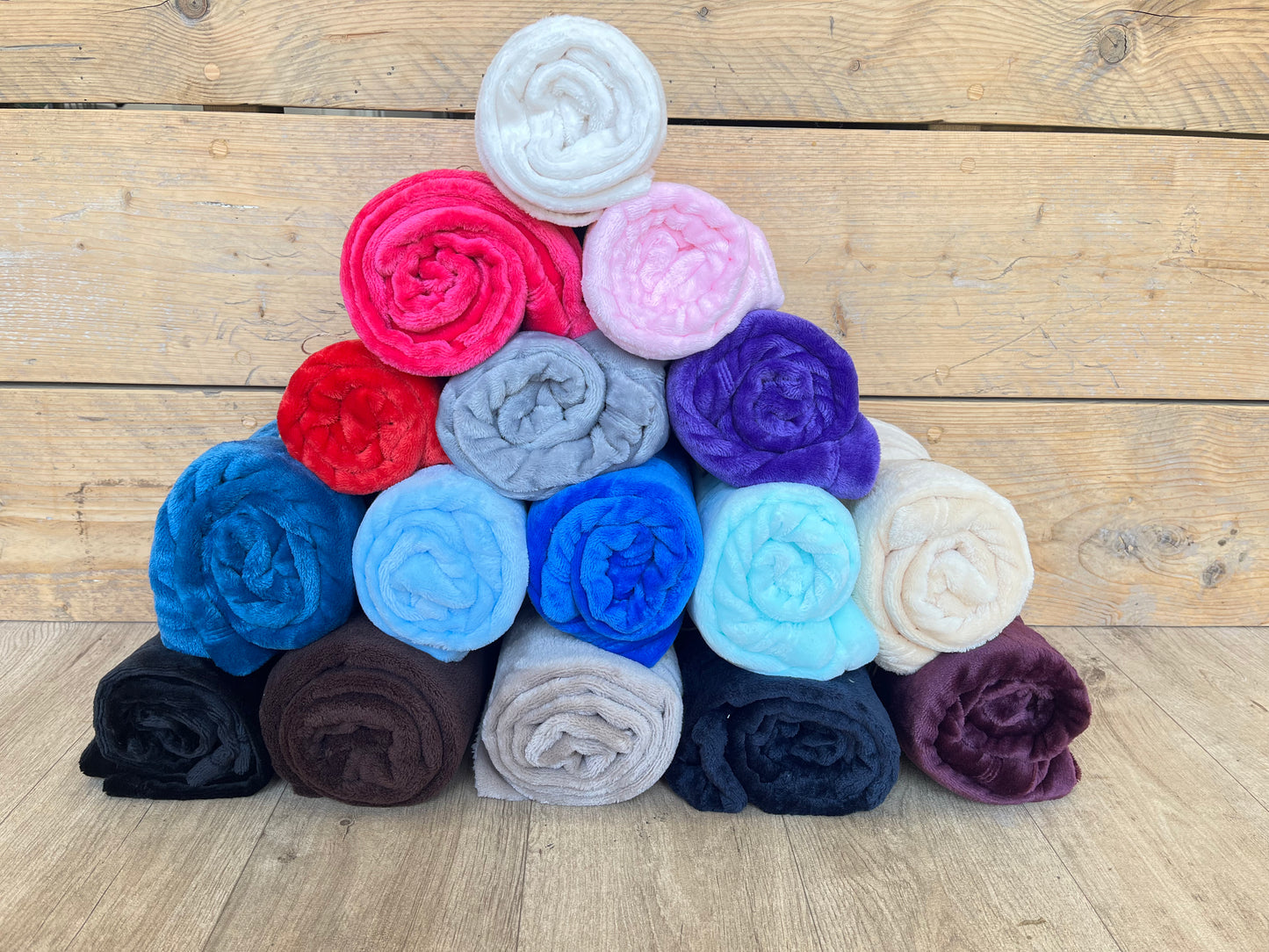 Luxury Hand-Made Personalised Fleece Blankets