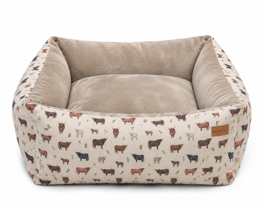 Highland Cow Box Bed