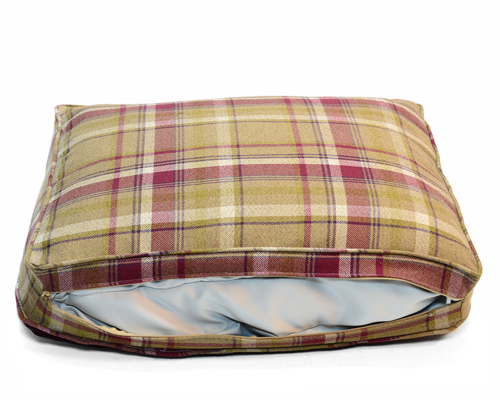 Heather Tartan Hand-Made Flat Dog Bed