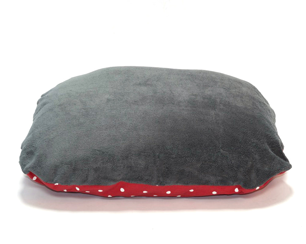 Red Spot Hand-Made Cave Dog Bed