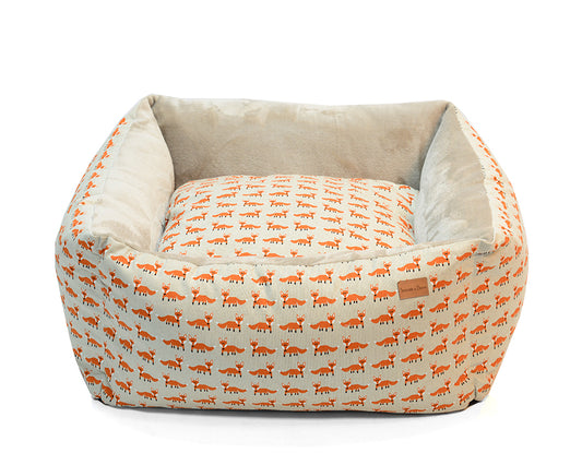 Freddie Fox Hand-Made Box Dog Bed