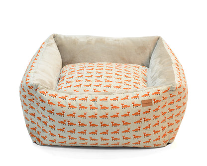 Freddie Fox Box Dog Bed